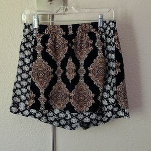 H&M Conscious shorts skort sz 8 pockets!